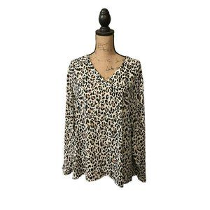 **SOLD**Maurices Plus Size Leopard Print Blouse